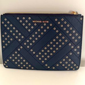 Michael Kors wristlet NWOT, Navy with gold studs